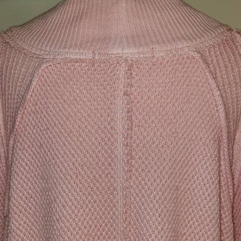 NWT We the free size S faded coral sweater - Picture 8 of 15